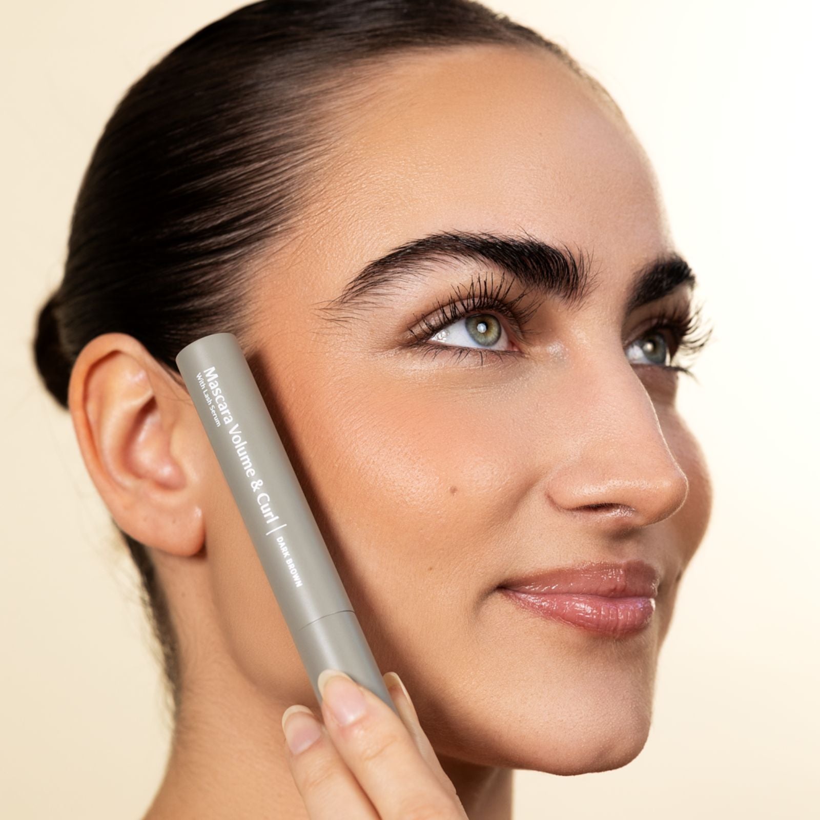 MASCARA VOLUME & CURL (WITH EYELASH SERUM) - BROWN