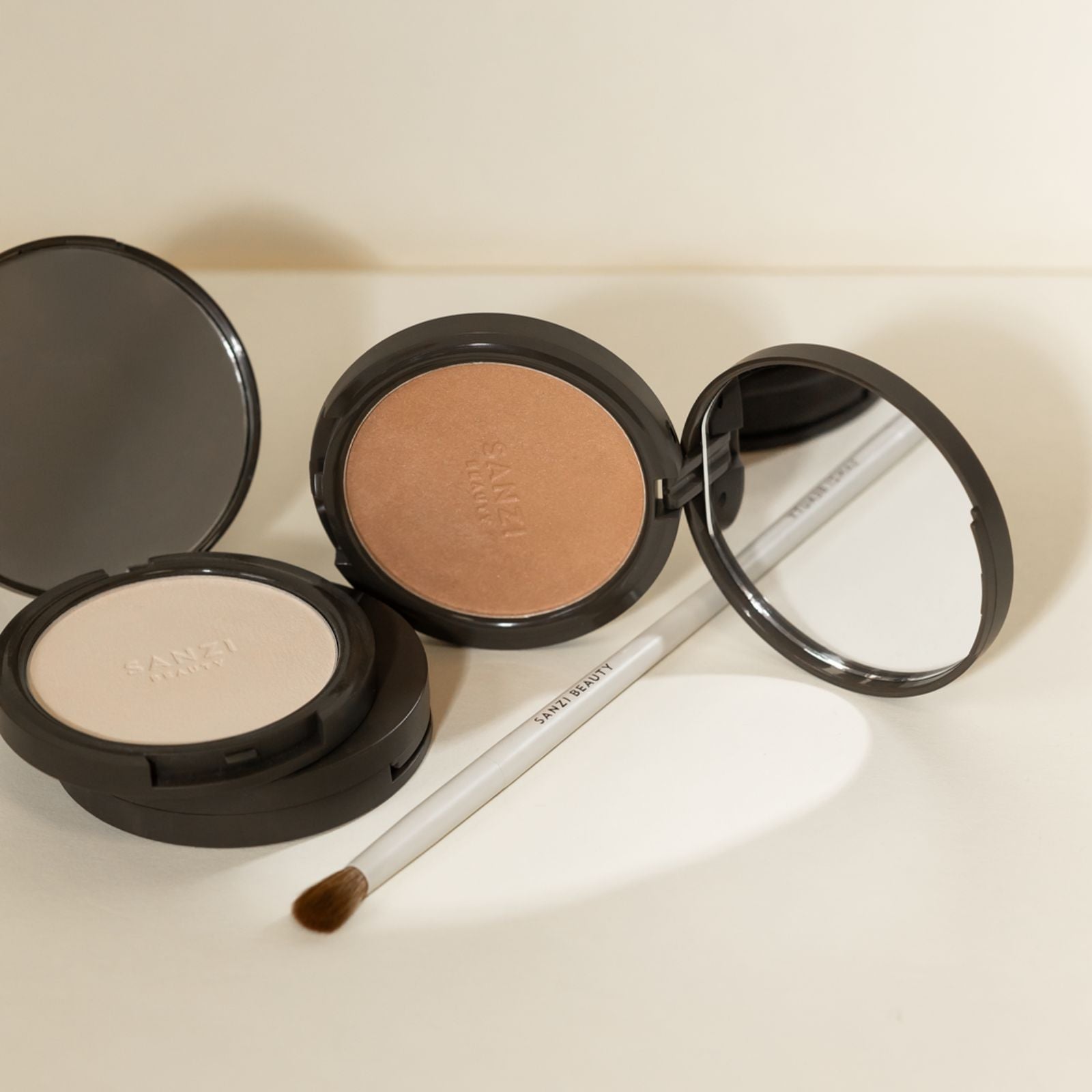 HIGHLIGHTER BRUSH 06