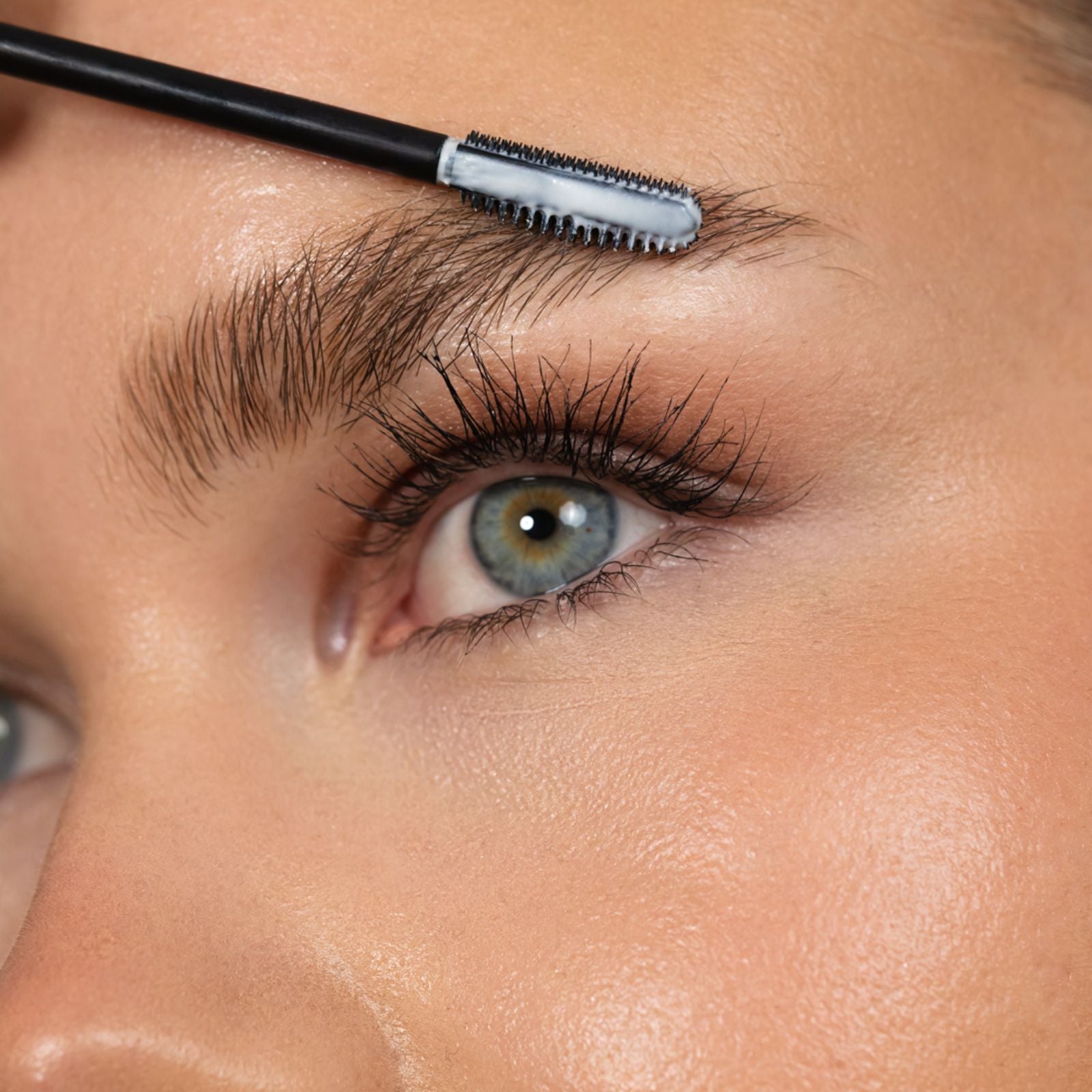 BROW STYLING GEL