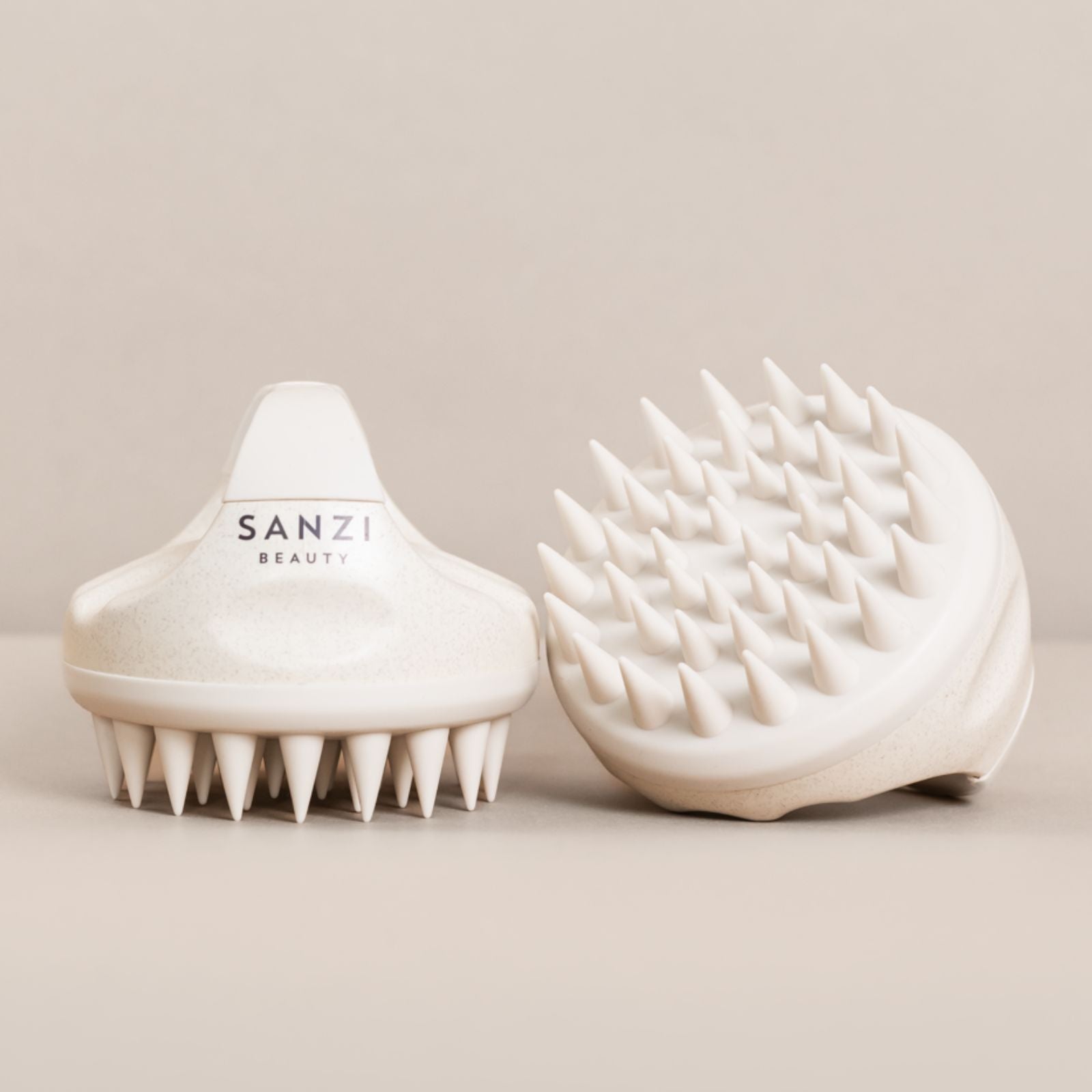 SCALP MASSAGE BRUSH