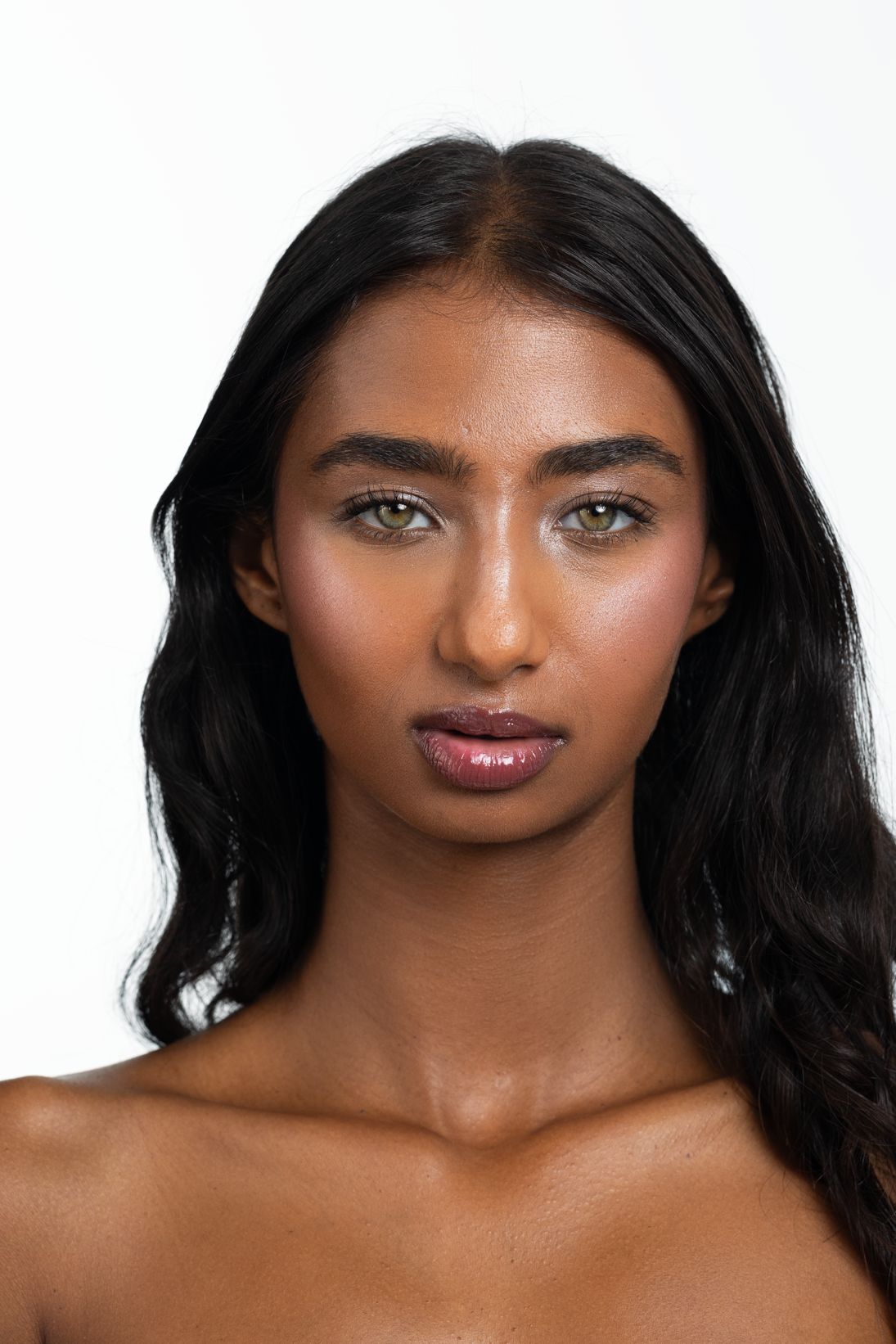 LIP SHEEN