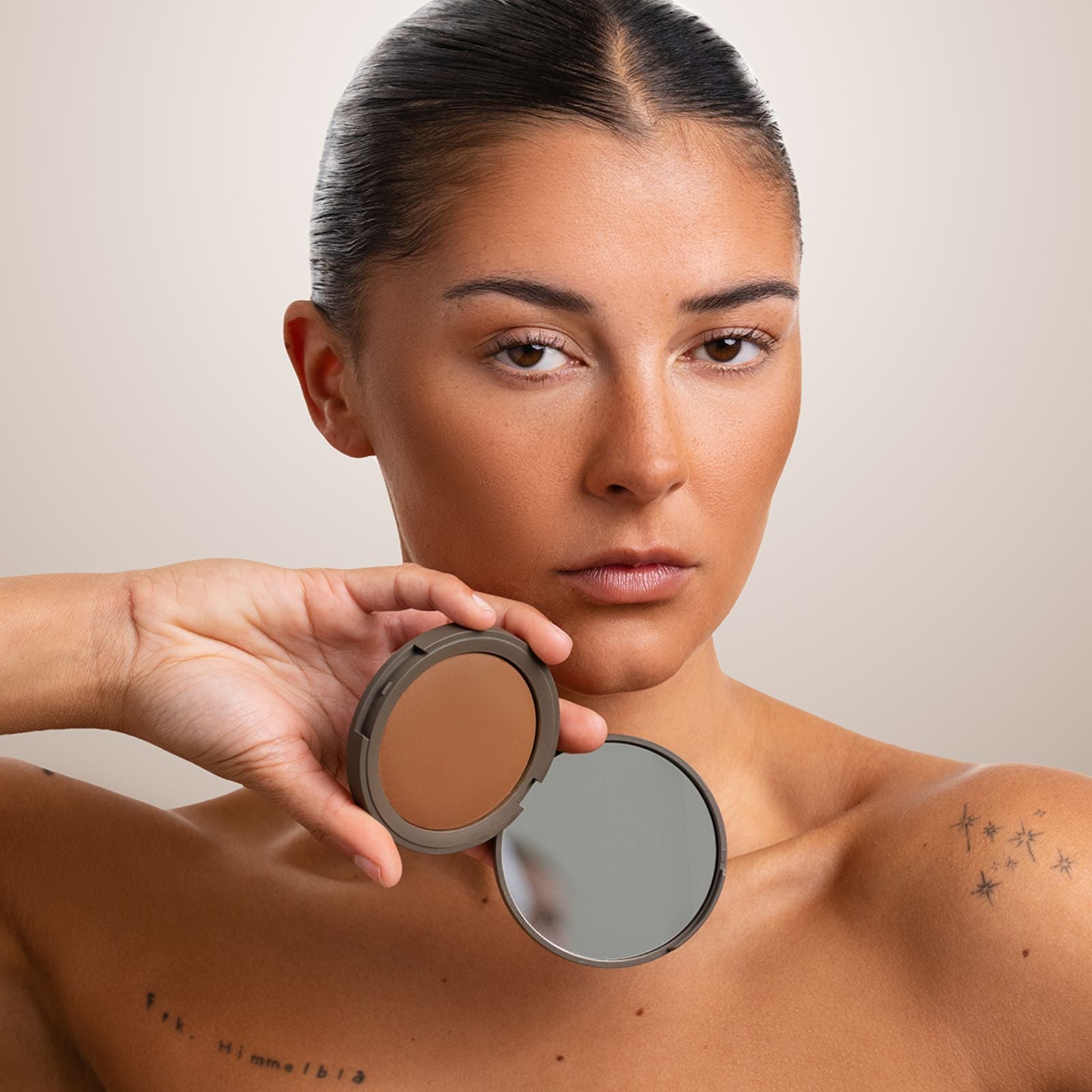 SILKY BAKED POWDER & BRONZER