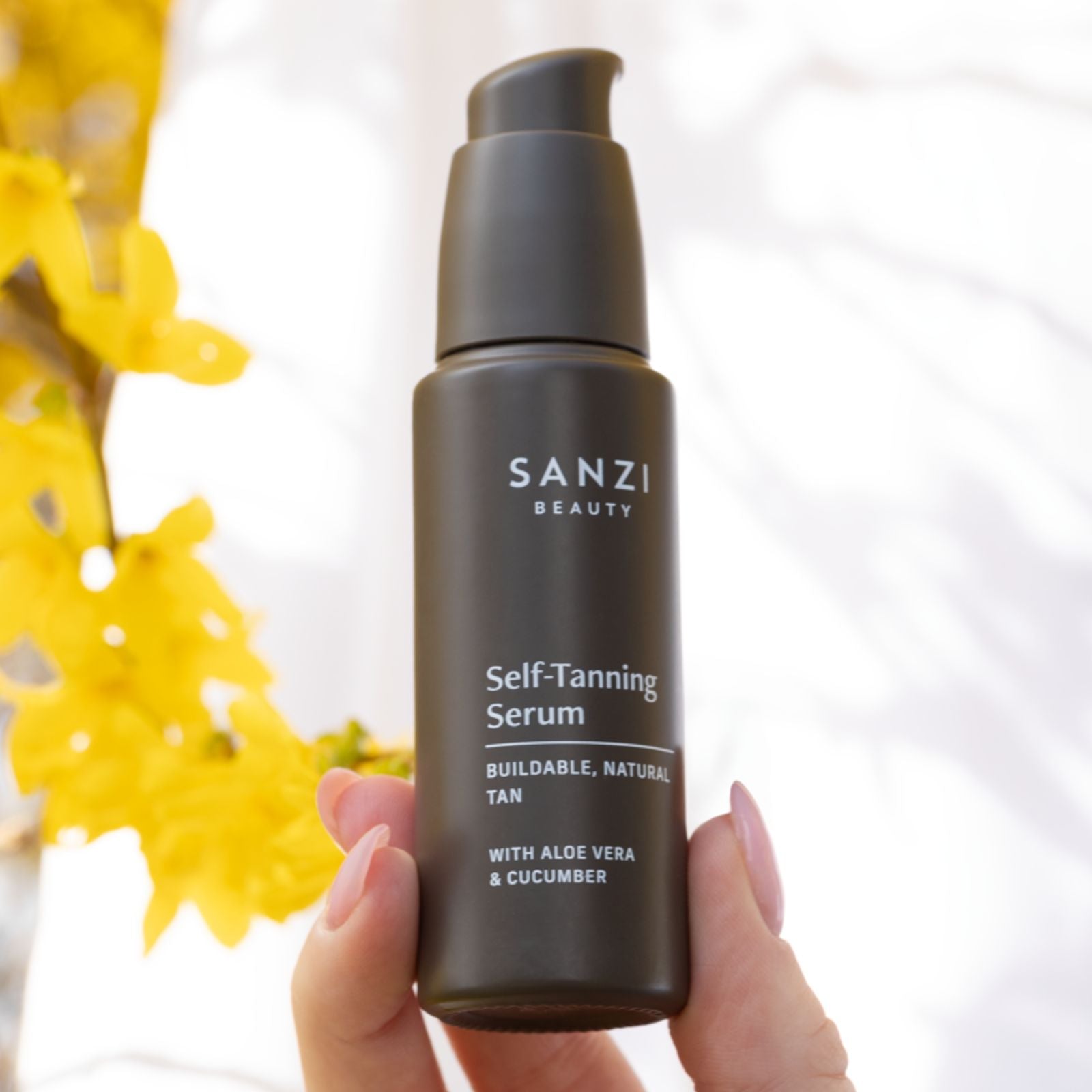 SELF-TANNING SERUM