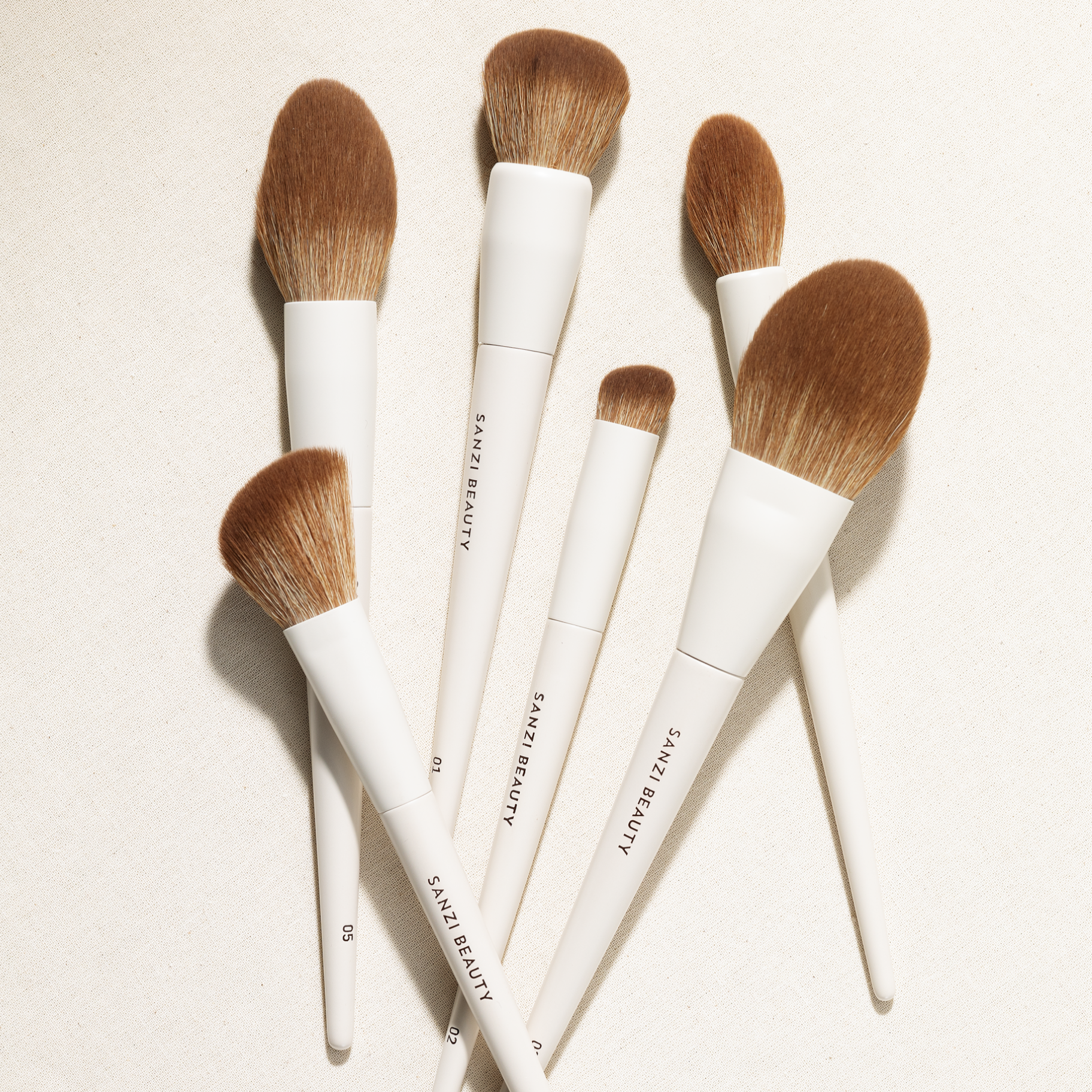 BLUSH BRUSH 05