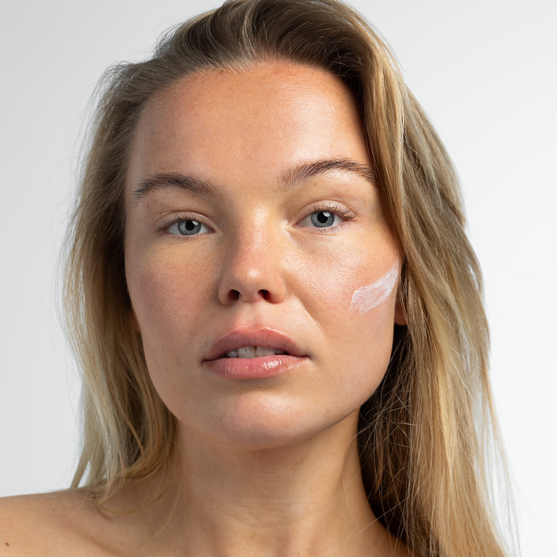 MOISTURIZING DAY CREAM SPF30