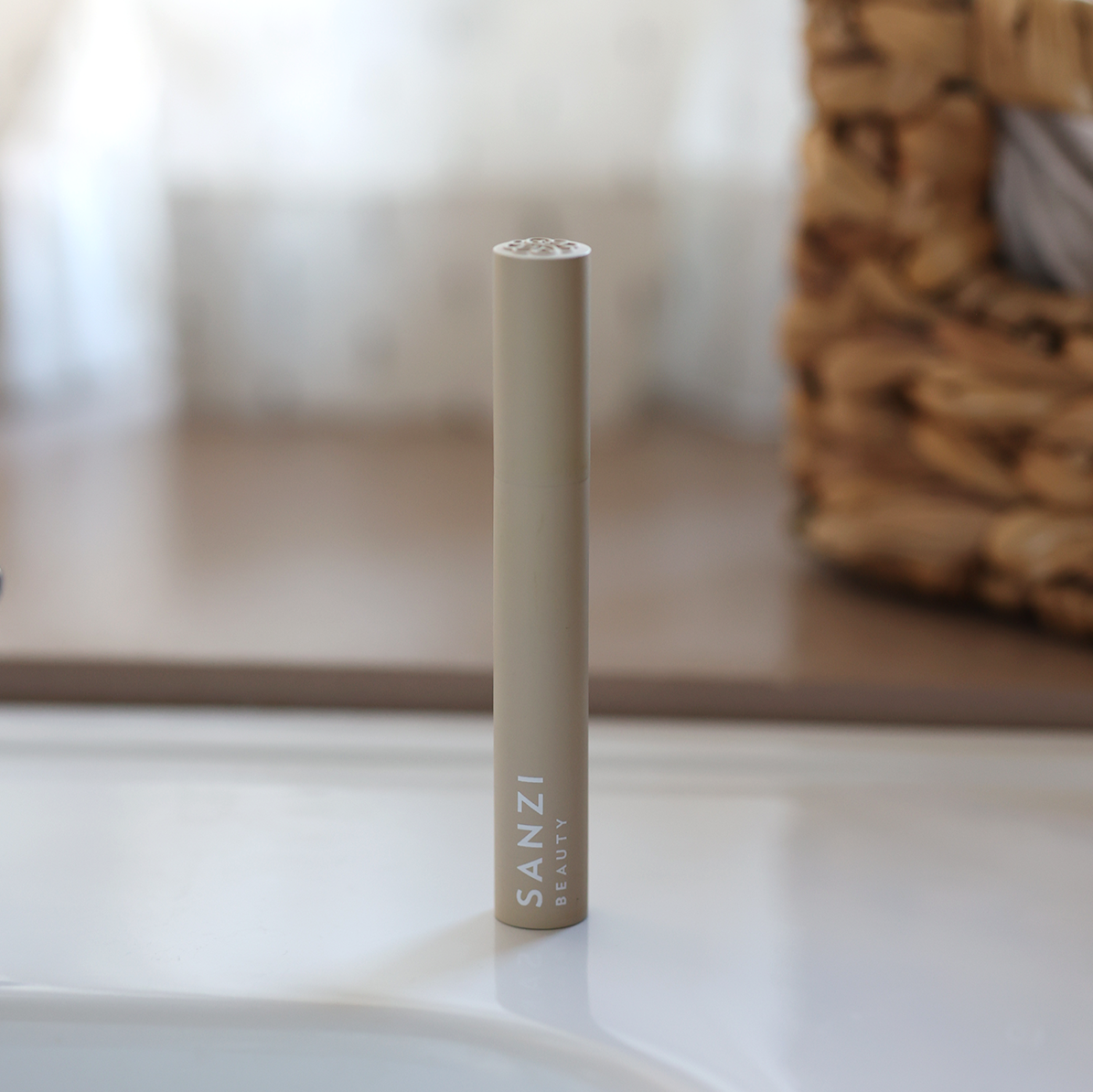 EYEBROW ENHANCING SERUM