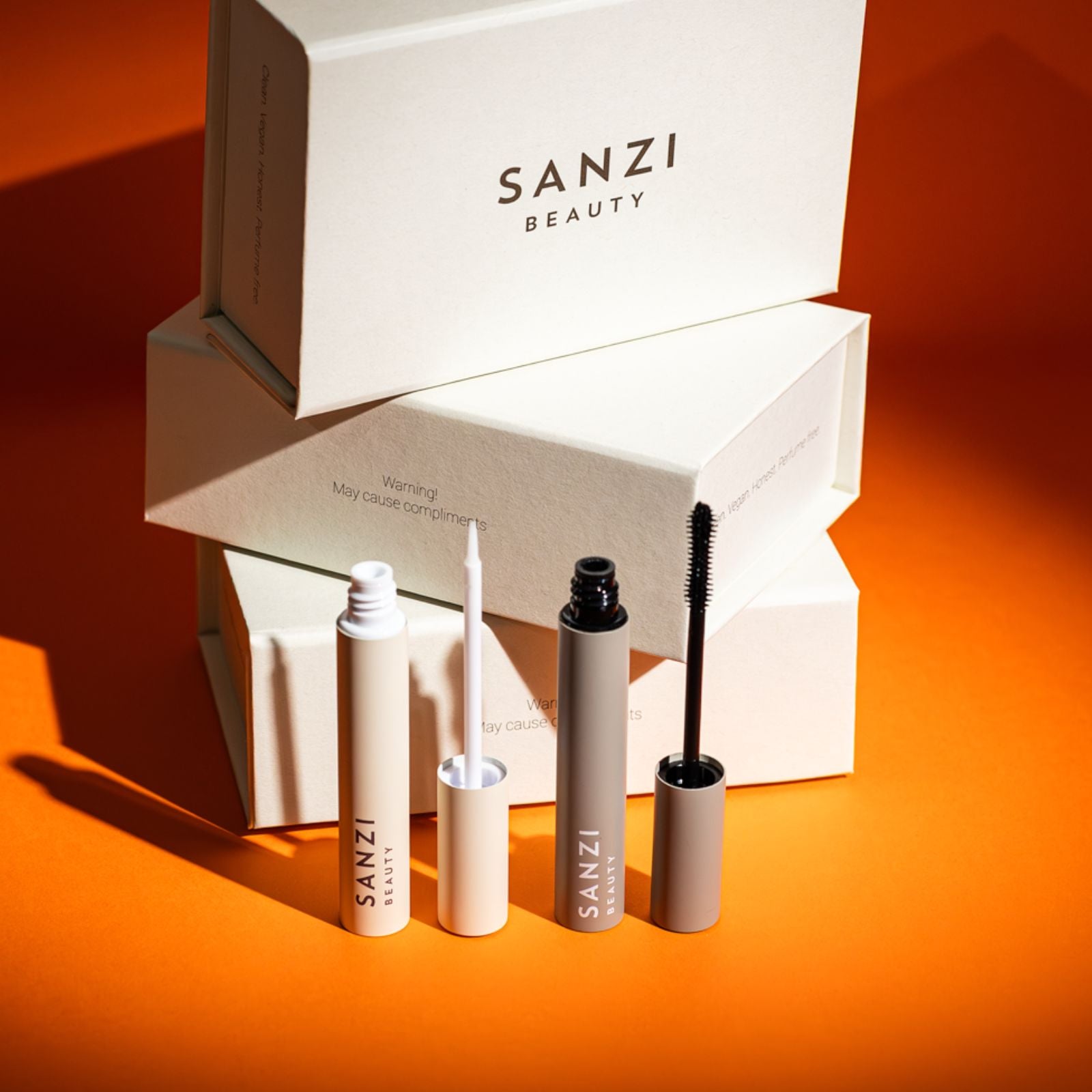 JULEPAKKE: EYELASH GROWTH SERUM + MASCARA VOLUME & CURL WITH EYELASH SERUM