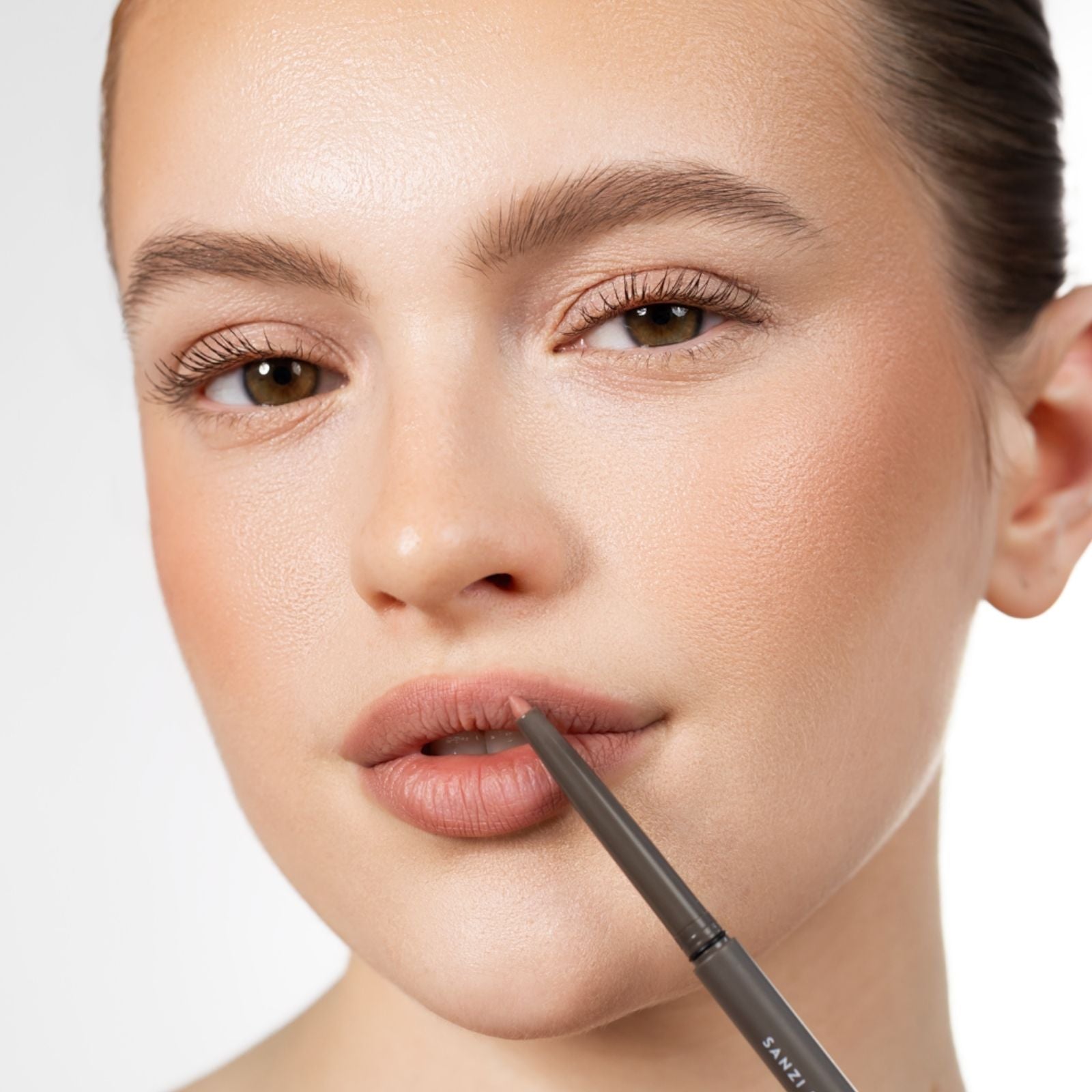 LIP LINER